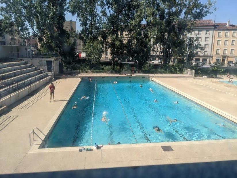 Renovated 2-Bed Apartment 2 Min From Lyon Oullins Εξωτερικό φωτογραφία