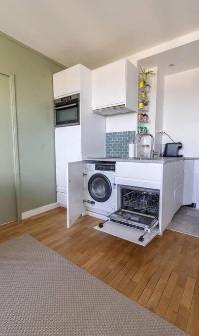 Renovated 2-Bed Apartment 2 Min From Lyon Oullins Εξωτερικό φωτογραφία