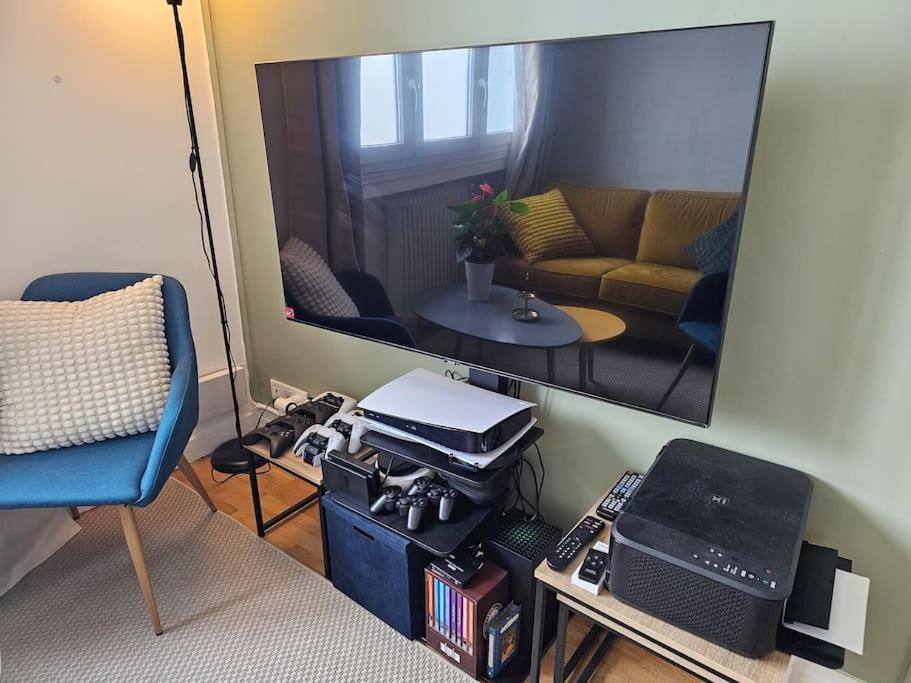 Renovated 2-Bed Apartment 2 Min From Lyon Oullins Εξωτερικό φωτογραφία
