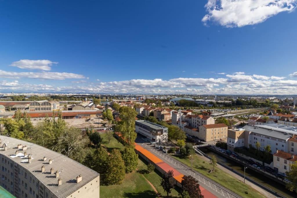 Renovated 2-Bed Apartment 2 Min From Lyon Oullins Εξωτερικό φωτογραφία